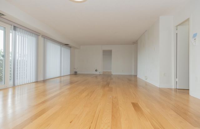 1100 Erie Avenue Gallery 3