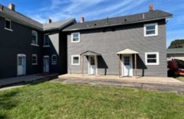 275 Railroad Avenue - 275 Railroad Avenue, Scranton, PA 18505