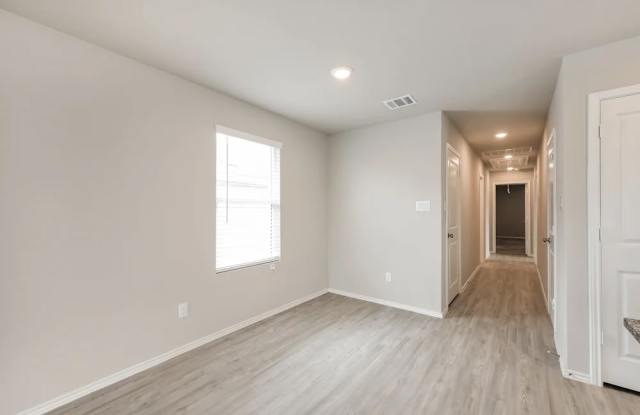 4231 Southton Lk Gallery 3