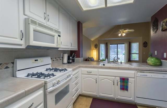 Gorgeous Home 3bedrooms, 2.5baths. photos photos
