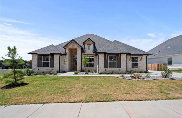 3611 Bearpaw Gallery 1