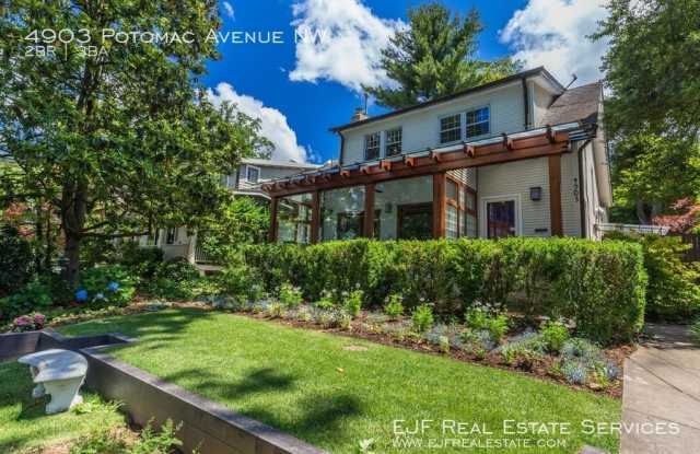 4903 Potomac Avenue NW Gallery 4