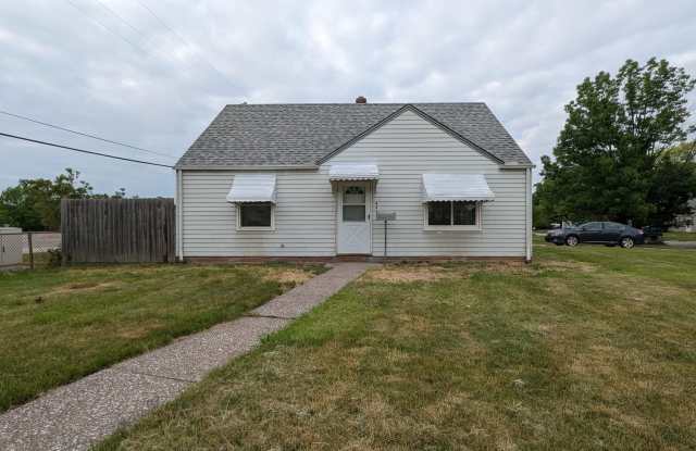 4 bedroom 1 bathroom - 465 Babbitt Road, Euclid, OH 44123
