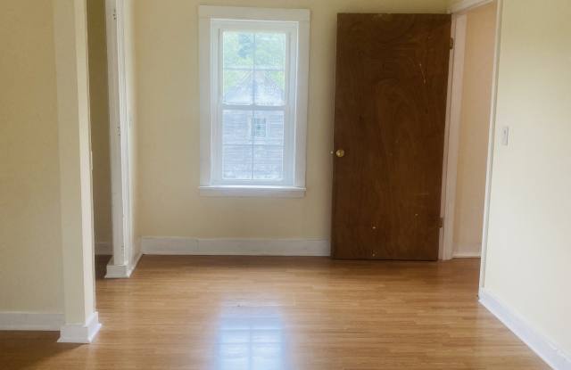 2129 Ny-206 photos photos