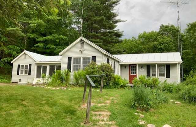 692 Coon Club Rd - 692 Coon Club Road, Windsor County, VT 05089