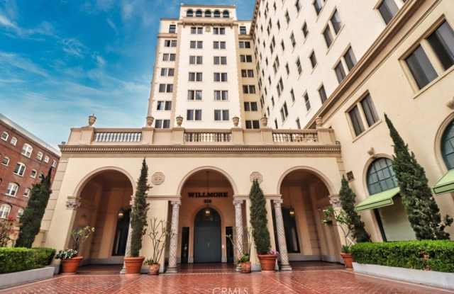 315 W 3rd Street photos photos