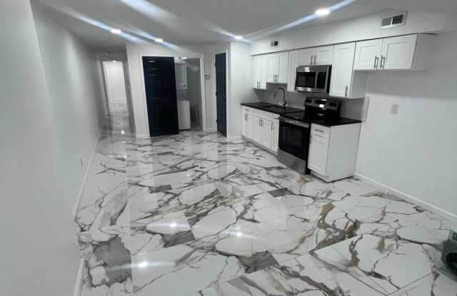 5709 SPRUCE Street photos photos