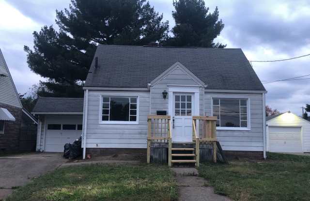 3 BR NE Canton home for rent Gallery 3