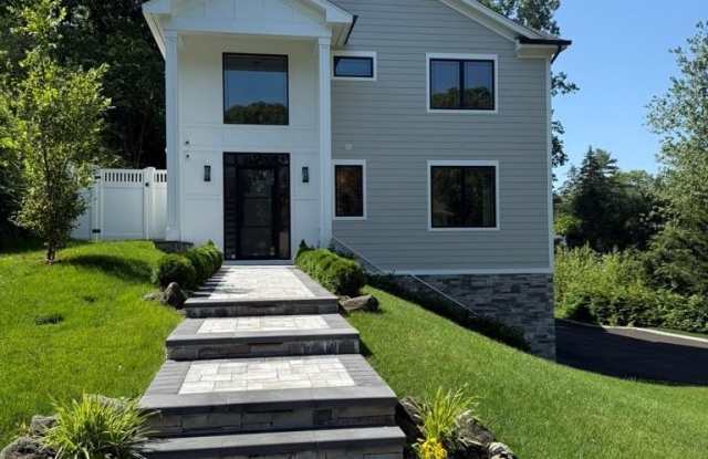 2 Arthur Place photos photos