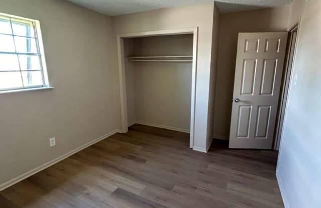 2604 Richland Street - 1 photos photos