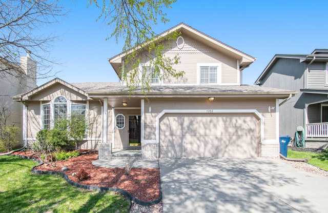 3 bed + 3 bath Millard tri- level! Ready for move in! photos photos 3 bed + 3 bath Millard tri- level! Ready for move in! photos photos