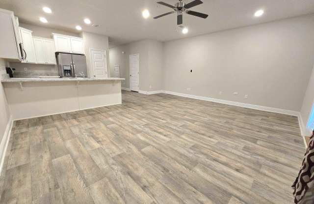 6012 Royal Port Ct Gallery 4