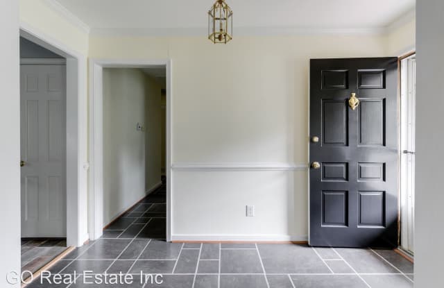 10303 Collinwood Dr Gallery 4