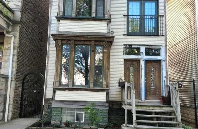 1654 N Richmond Street photos photos