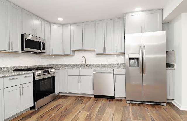 Beautifully Renovated Downtown Basement Apartment photos photos