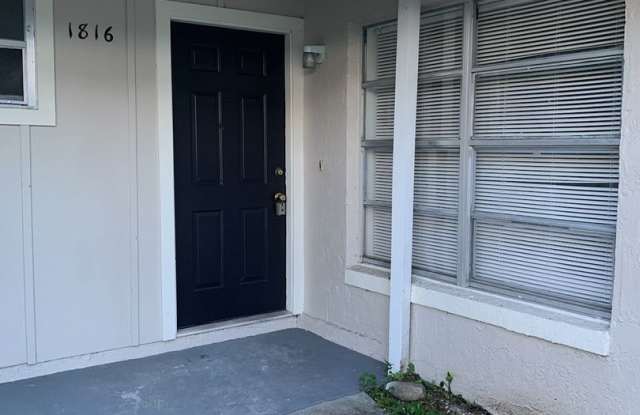 3 Bedroom, 2.5 Bath East Orlando Triplex with Private Backyard – Minutes from UCF! Gallery 3