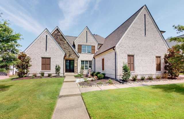 4762 MAGNOLIA PARK Cir Gallery 1
