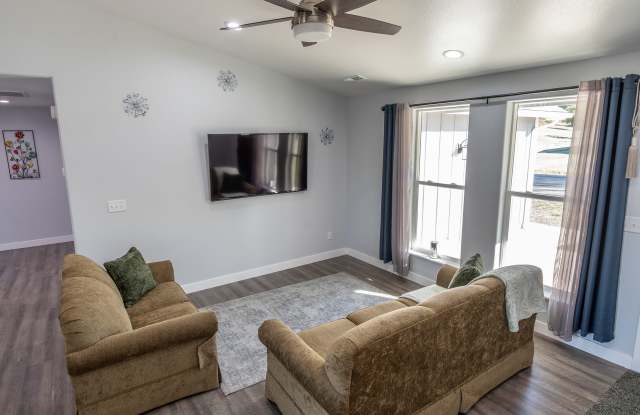 1274 Southwest Duke Road Gallery 3