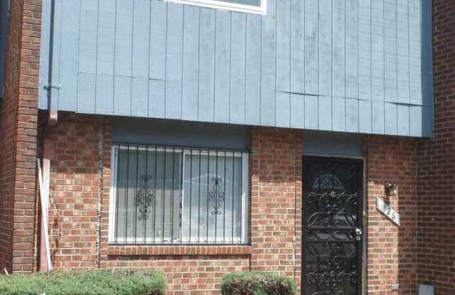 1126 BARNABY TER SE photos photos