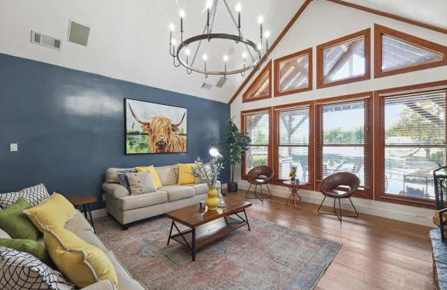 204 Covey Ln Gallery 2