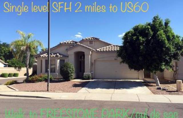 975 E Scott Ave photos photos