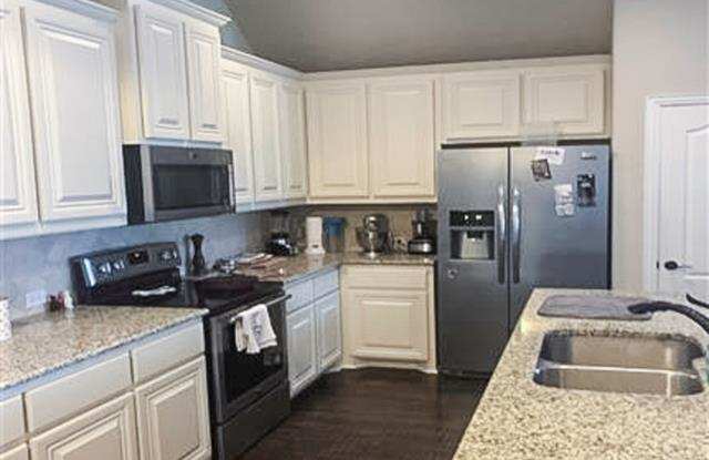 3511 Sequoia Lane Gallery 3