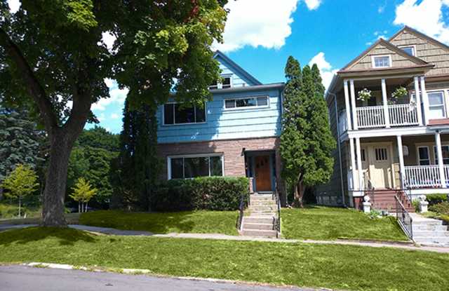 403 Roosevelt Ave - Available 8/1/2027 - Apartment with Hardwood Floors Near Food Co-Op Gallery 3