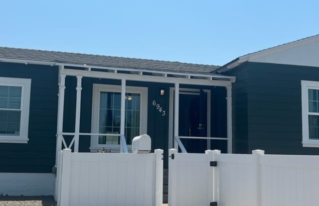 6843 Saranac St photos photos