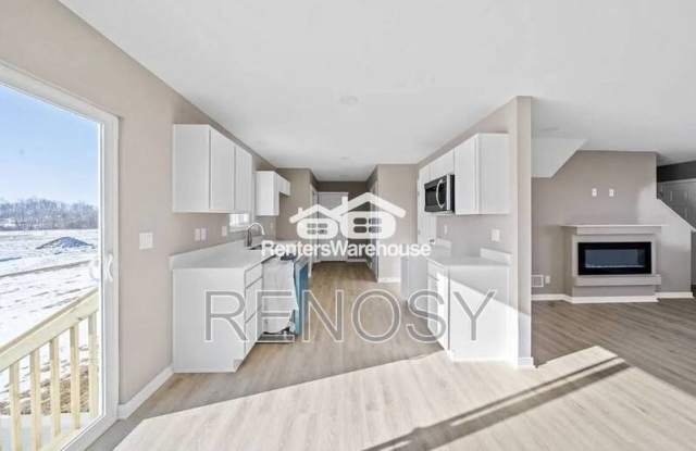 104 E Sycamore Street photos photos
