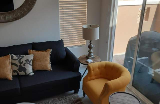 52430 Hawthorn Court Gallery 4