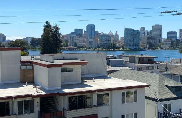 Amazing Cleveland Heights, 1 Block East of Lake Merritt with views of the lake photos photos Amazing Cleveland Heights, 1 Block East of Lake Merritt with views of the lake photos photos