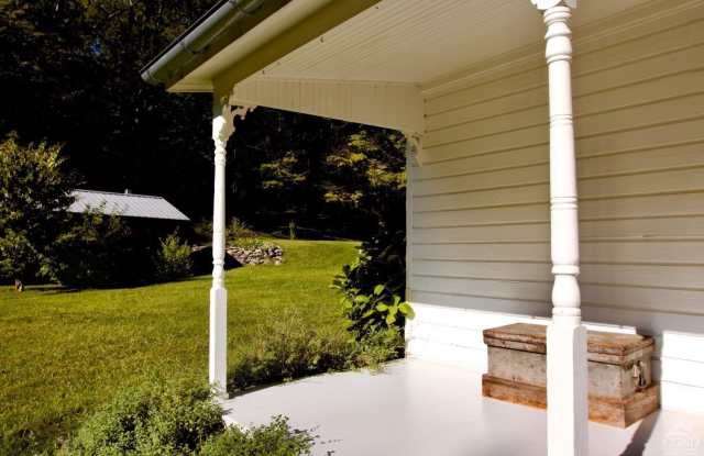 64 East Pond Lilly Road Gallery 4
