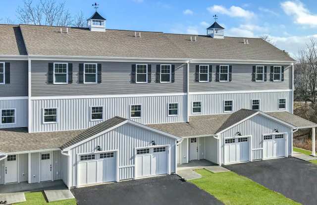10 Fort Hill Road - 10 Fort Hill Road, New London County, CT 06340