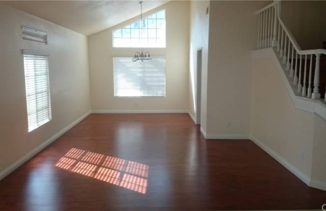 3336 Silvertip Road Gallery 3