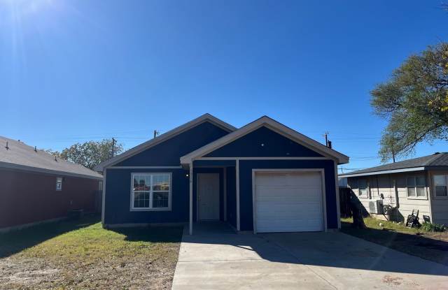 3 bed / 2 bath 1 car garage in East Lubbock! photos photos
