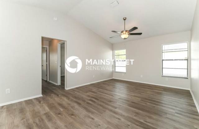 1824 Northeast 7th Place Gallery 4