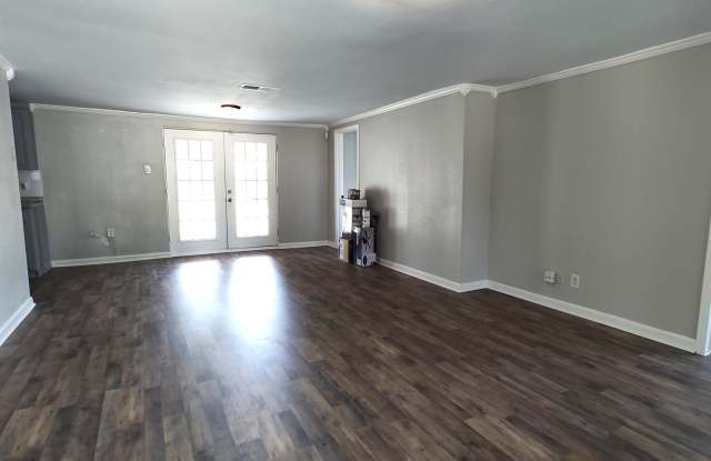 2603 Avenue G Gallery 4