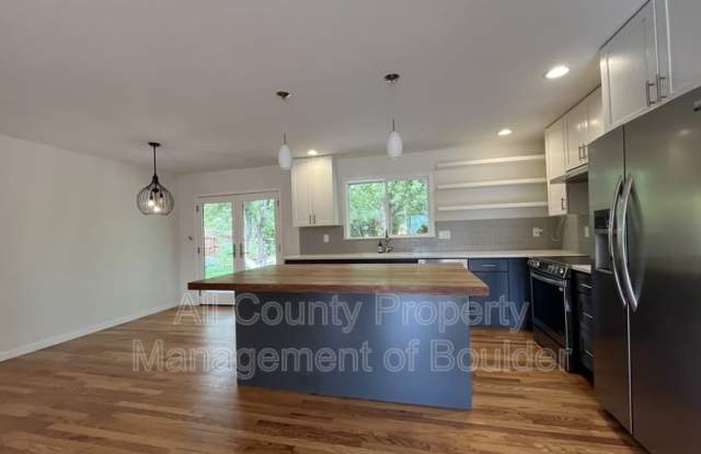 2265 Floral Drive Gallery 3