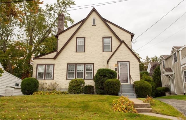184 Clayton Road - 184 Clayton Road, Westchester County, NY 10583