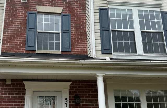 Townhouse in Kingsbrook Community available now! Gallery 1