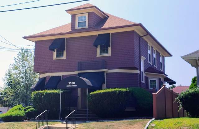 ***Providence/Elmhurst – Two Bed with all Utilities Included - $1,950*** photos photos