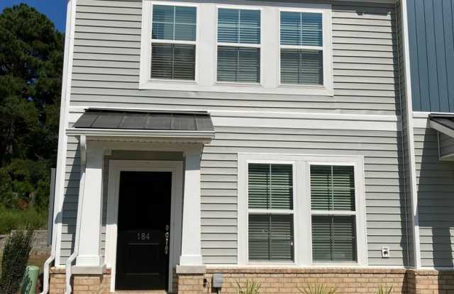 New 3 Bedroom Townhome! photos photos