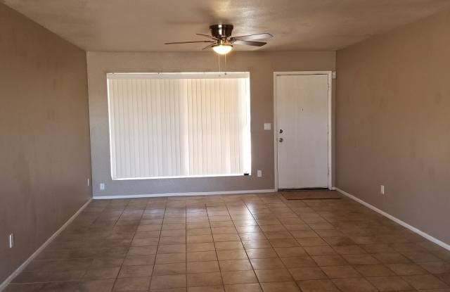 NICE FAMILY HOME IN NORTH PHOENIX! Gallery 3