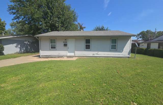 Charming 3-Bedroom Home with Large Yard photos photos
