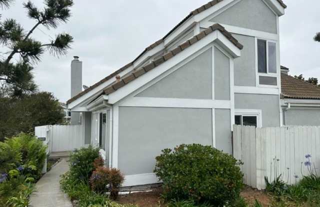 Seagate Lagoons: Remodeled 4 Bedroom 3 Bath Attached Townhouse, photos photos