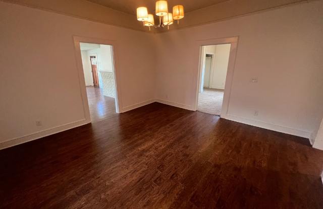 Renovated 2-Bedroom Home with Fenced Backyard & 2-Car Garage Near Downtown Greenville! Gallery 4