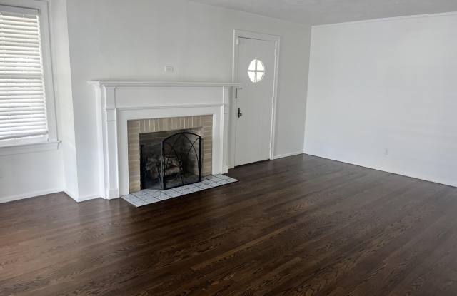 1802 KINGSWOOD Road Gallery 2