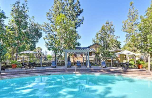 Elan Felicita Creek photos photos
