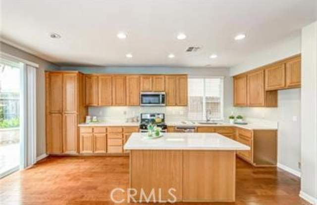 1019 Autumn Leaf Court Gallery 2