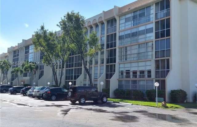 601 Three Islands Blvd Gallery 2